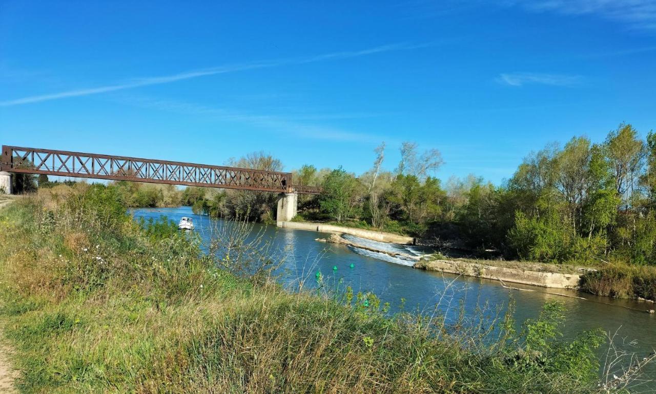 Gites A Moussan ,Domaine De La Barque A 5 Mins De Narbonne Exterior photo
